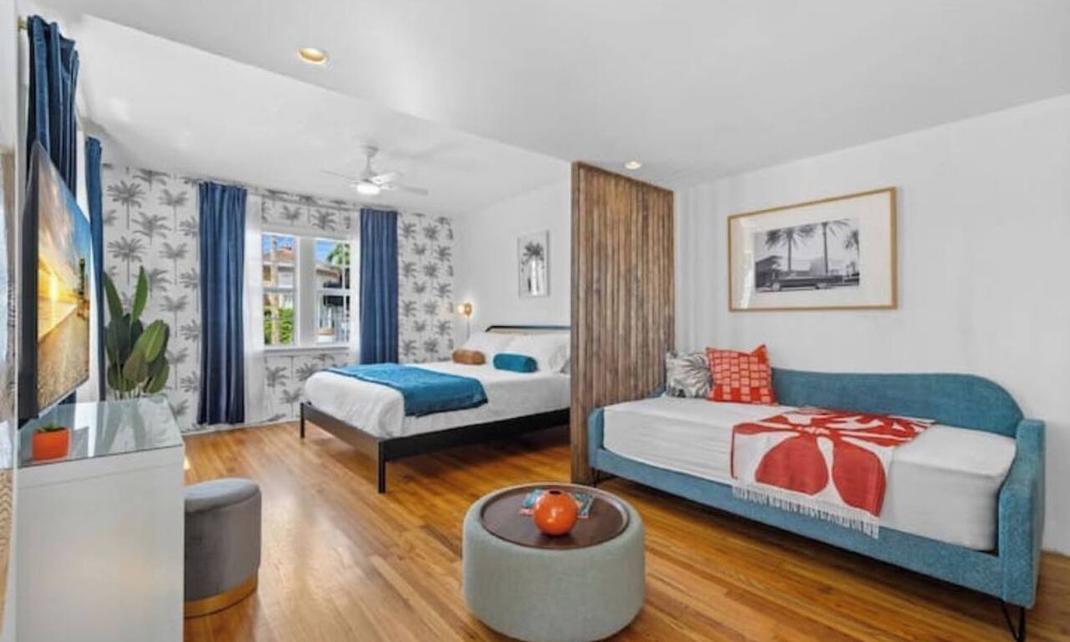 North Beach Hotel | #01 Suite in Art-Déco BoutiqueHotel freeParking King-size+Twin-size Kitchen