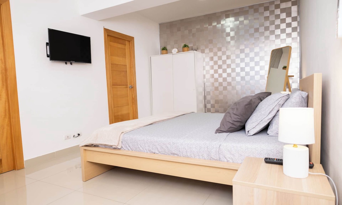 Sarasota Apartment | 1 Bed Apartment, floor 7