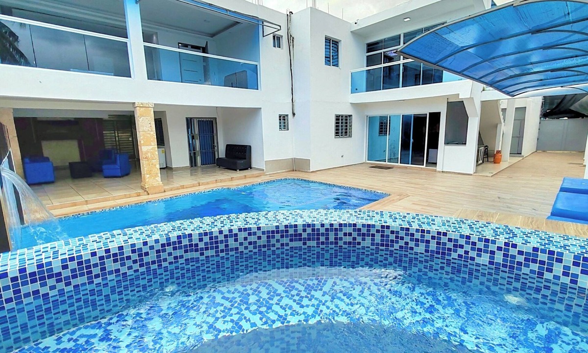 Santo Domingo Este Villa | 8BR/8BA Private Oasis: Pool, Whirlpool, BBQ, Daily Maid & Free Pickup