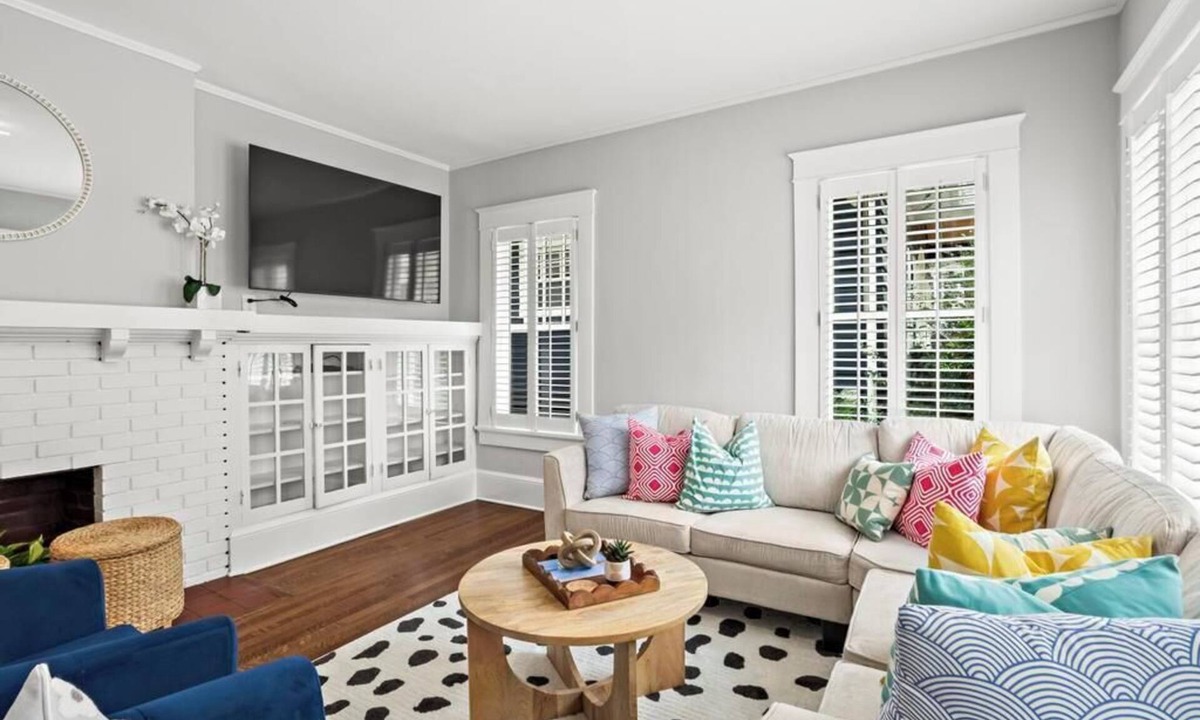 Virginia Highland House | All Charm in Virginia Highland - Walk to Everything!