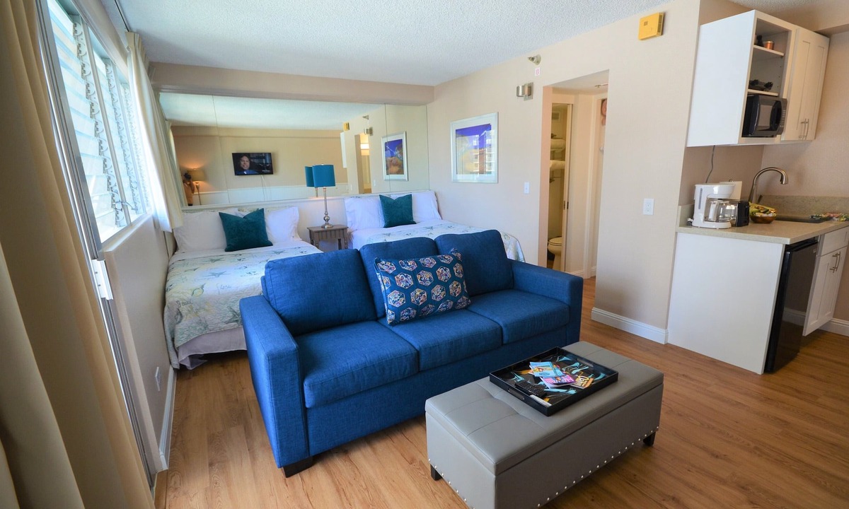 Waikiki Apartment | Aloha Surf 1205 Two Beds, Pool, Walk to WAIKIKI BEACH!