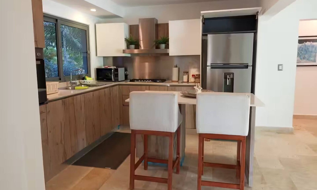 La Iglesia Apartment | Amaré - beachfront and pool