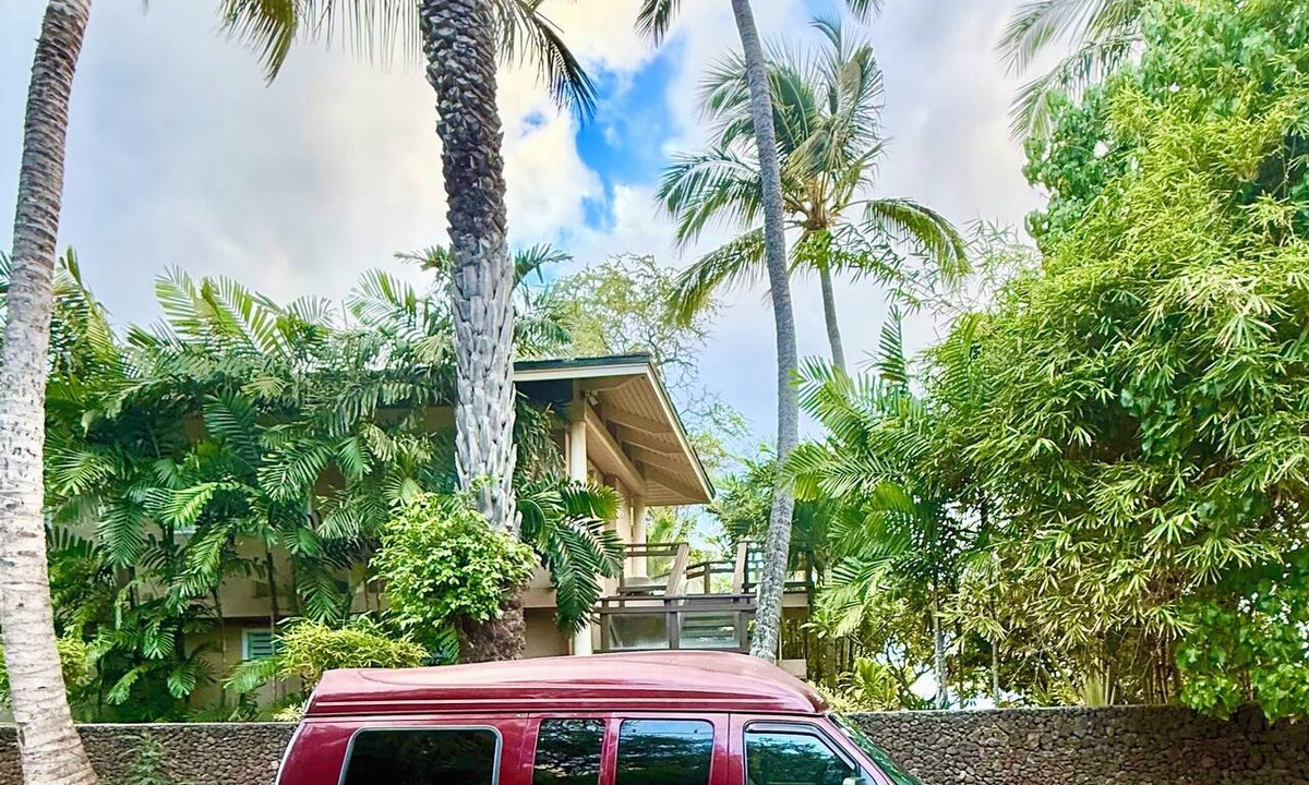 Kahului House | Beautiful Maui Vacation Camper with tons of free ad ons