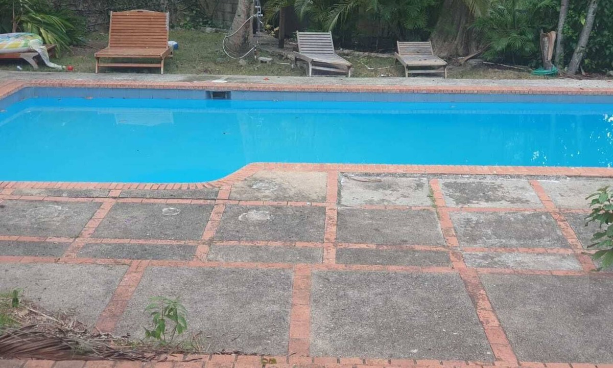 Yolanda Morales House | Casa con Piscina y Jacuzzi, Amplia en Arroyo Hondo