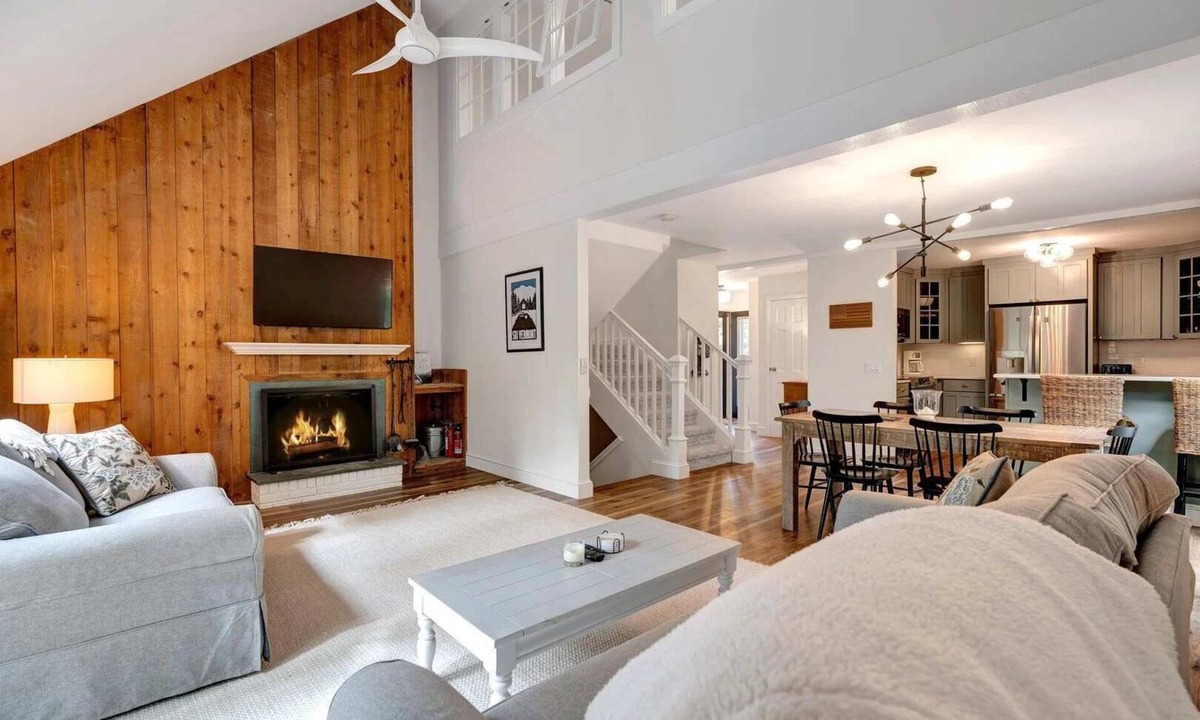 West Hartford Condo | Condo near Ski Hill, Renovated, Kingswood