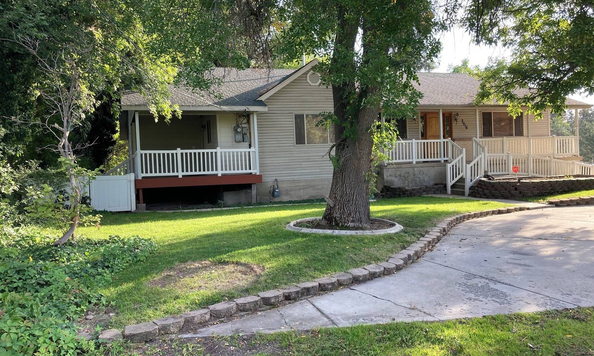 Holladay House | Cozy home for family trip. 5-bedroom house with AC in Salt Lake City