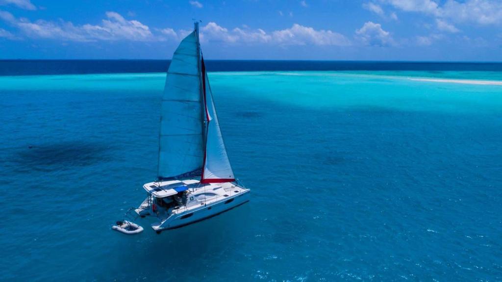 Male Boat Rental | Croisière privative en catamaran - All Inclusive - Enfant gratuit