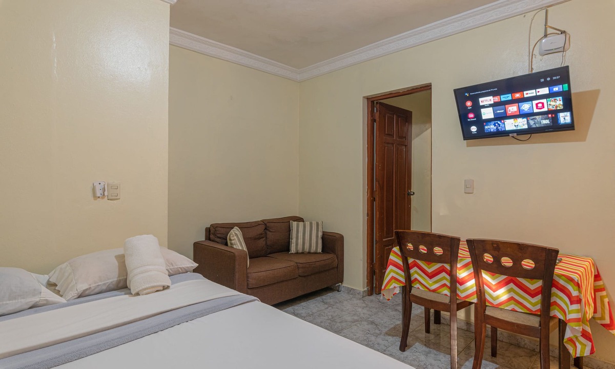 Corales del Sur House | Double Room 2 Beds with Terrace in Corales del Sur - Las Americas Airport