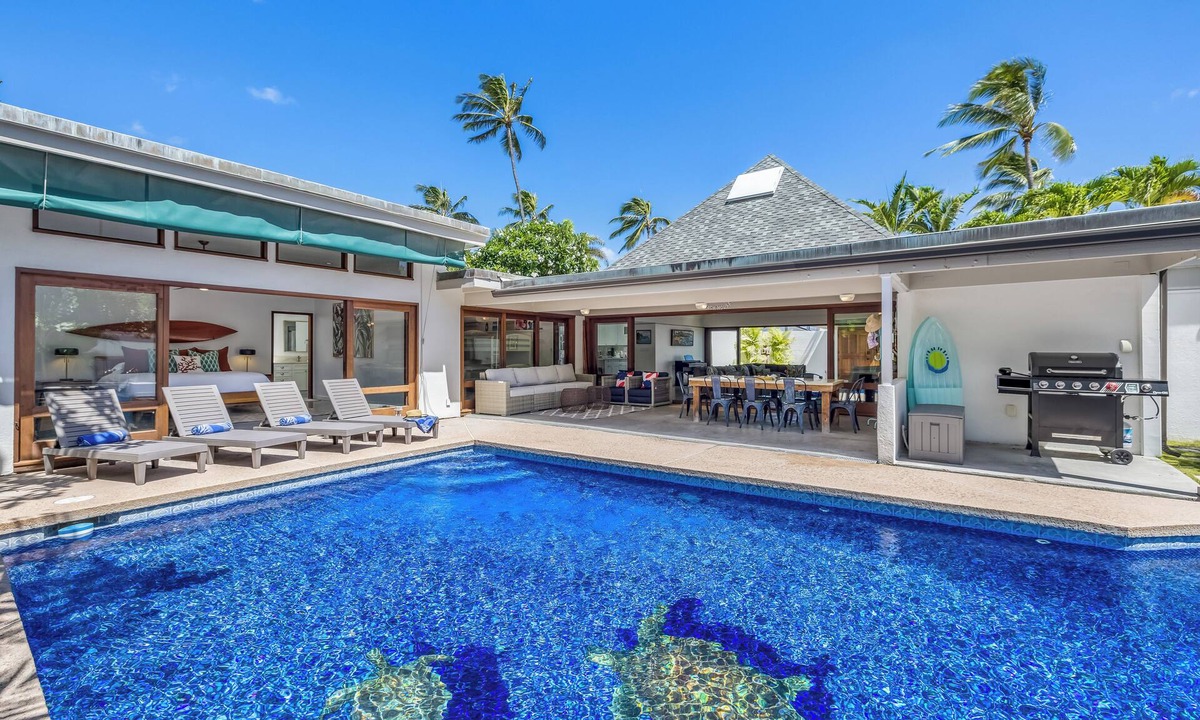 Kailua House | Elegant Home w/Private Beach Access, Pool & AC: Relaxing Lokomaika'i Kailua