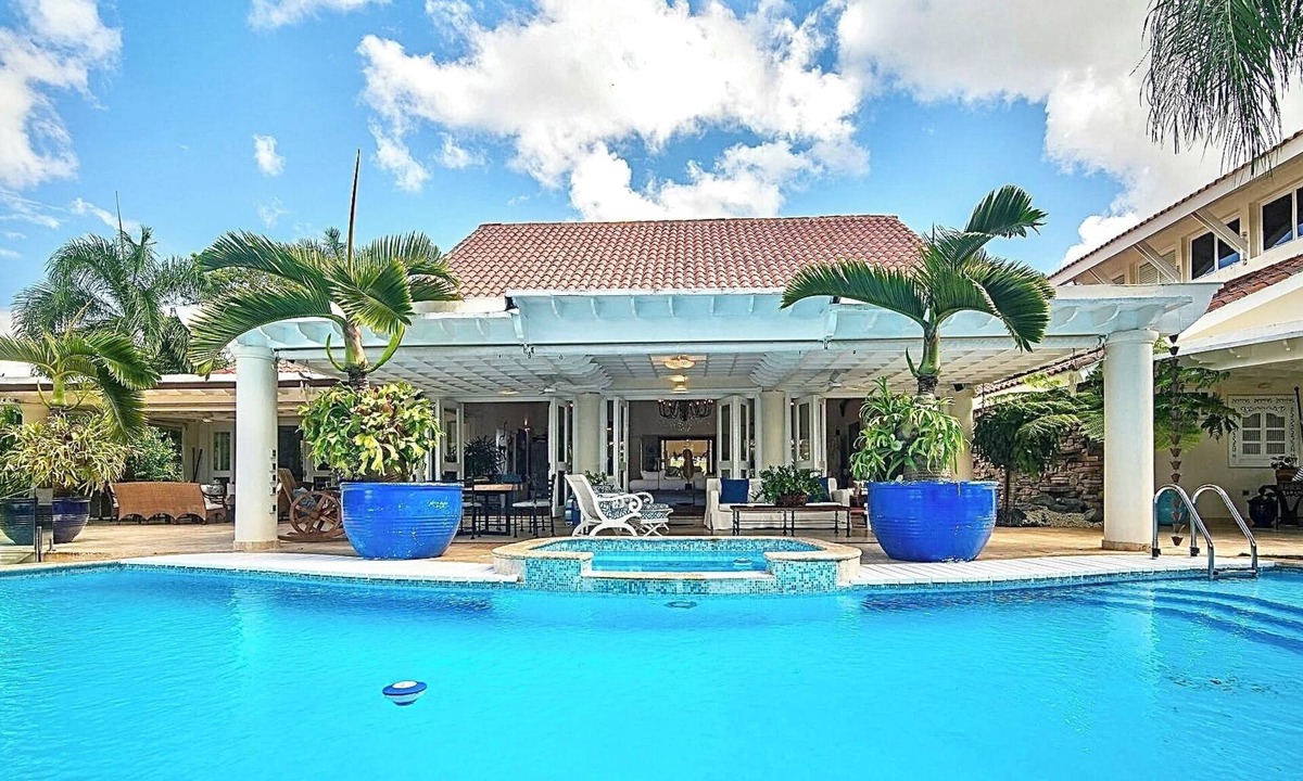 Casa de Campo Villa | Exclusive Villa in Casa de Campo with staff, Pool & Jacuzzi/5 rooms