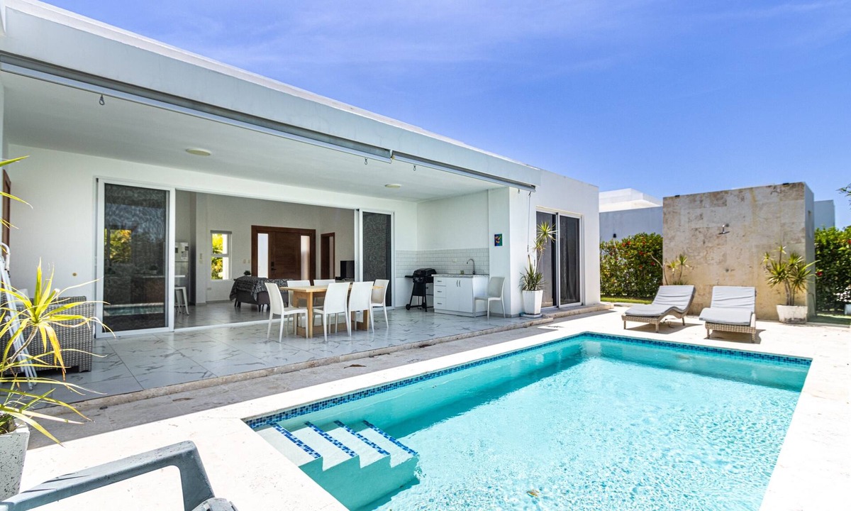 Playa Chiquita Villa | Family Villa with Private Pool in Sosua Ocean Village