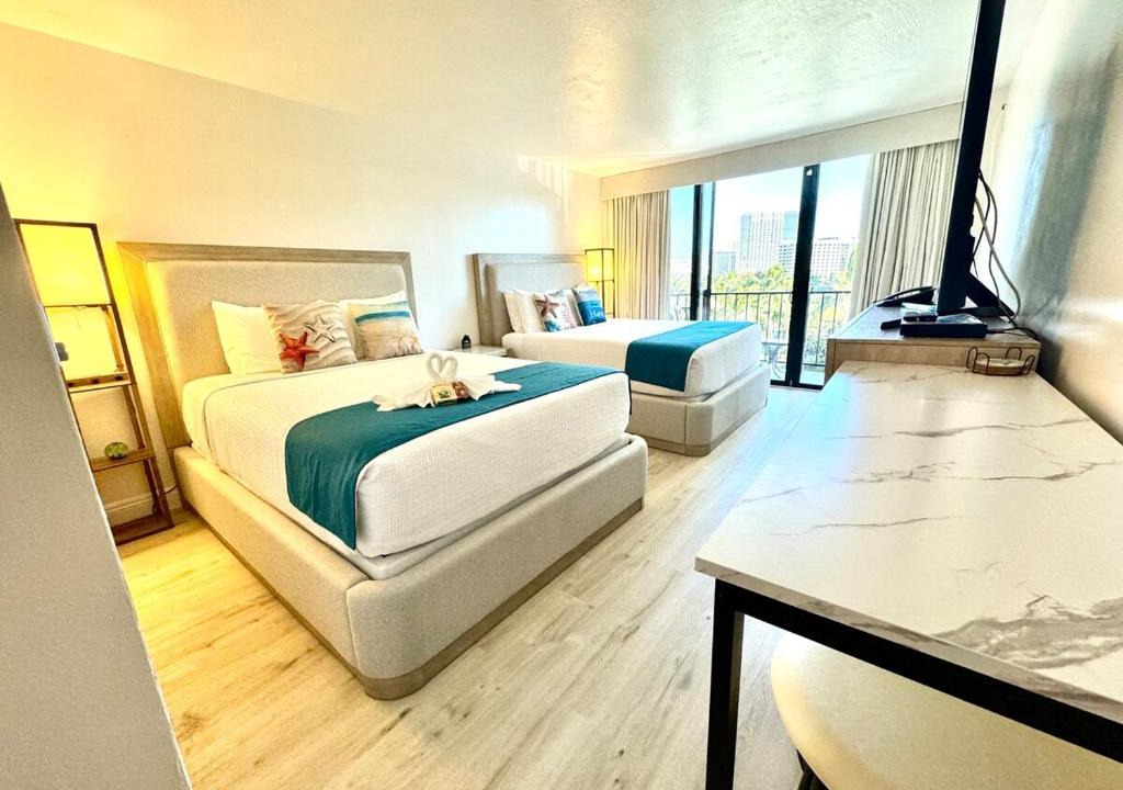 Waikiki Apartment | FREE PARKING Palms Hotel Waikiki
