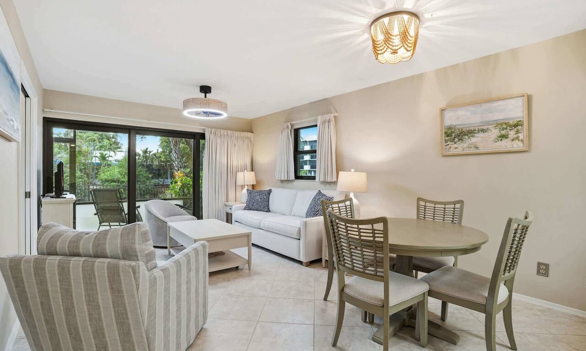 Park Shore Condo | G-144 - First Floor - End Unit With Lake Views!
