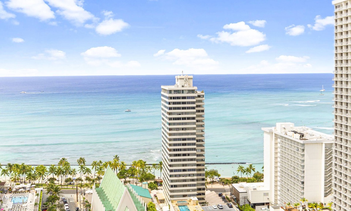 Waikiki Condo | High Rise Deluxe Ocean View Free Parking/Wifi in Waikiki 3106