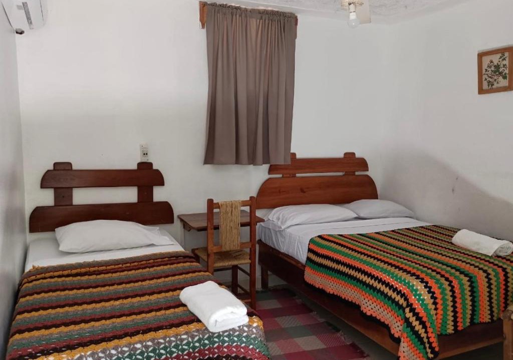 Pedernales Hotel | Hostal Doña Chava