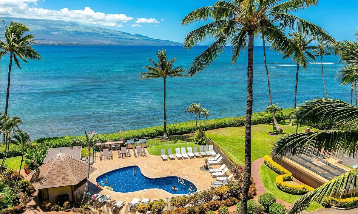 Maalaea Condo | Island Sands by Coldwell Banker Island Vacations