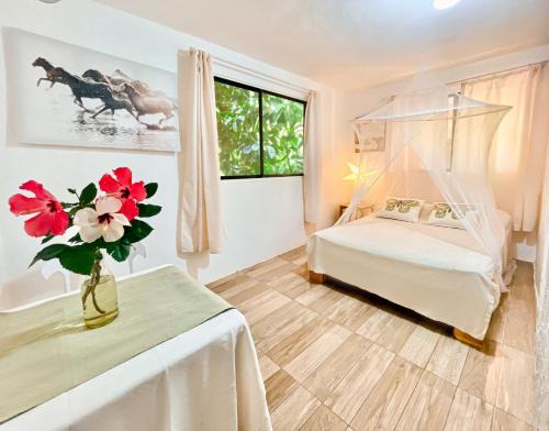 Las Galeras Hostel | La Hacienda Hostel-Rancho