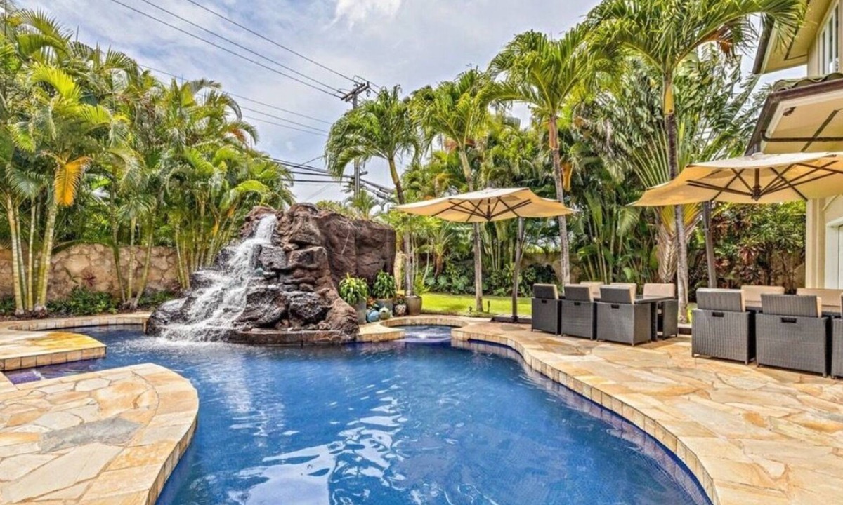 Waialae Iki House | Large Kahala Estate with Oceanview