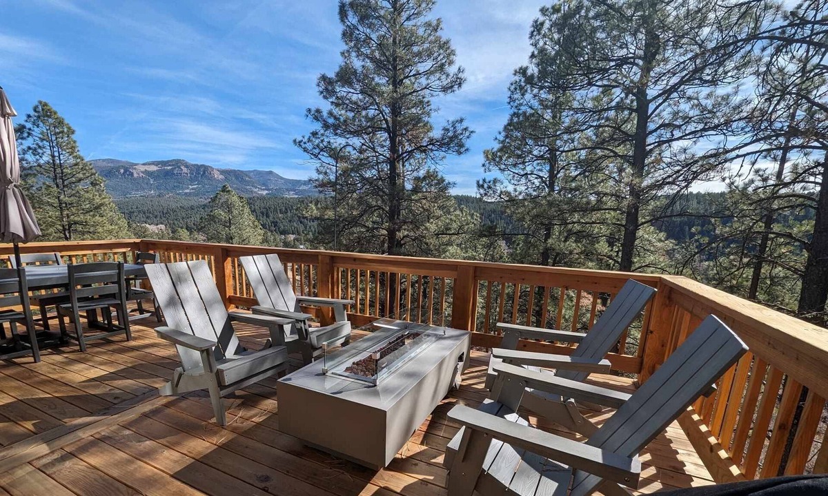 San Juan River Village House | Last-Minute Summer Escape! Book an August Stay by 7/31 for 15% Off