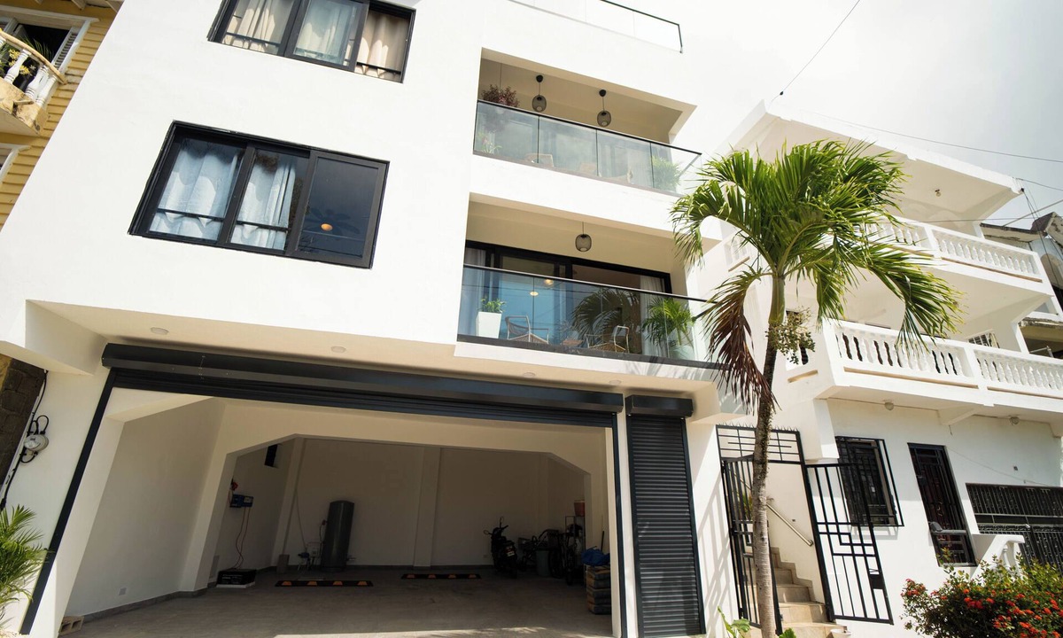 Centro Apartment | LEVEL 1, Charming 2-bedroom apartment with AC, WiFi in serene Samaná
