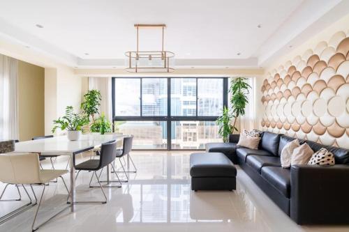 Renacimiento Apartment | Luxurious Apartment near Downtown