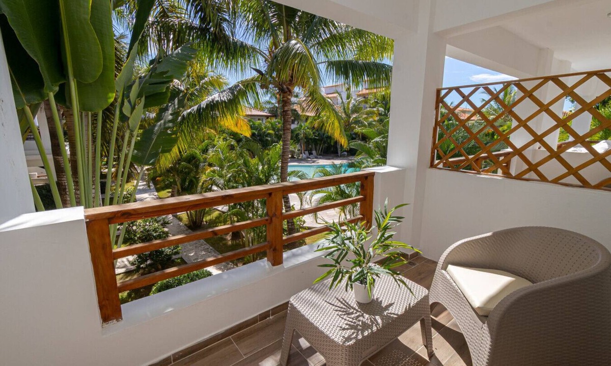 Dominicus Apartment | Luxury 1BR Oasis Paraiso Residence