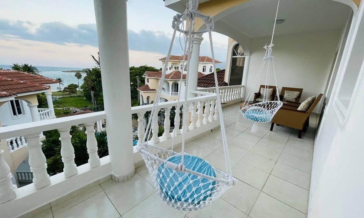 Puerto Plata Apartment | Luxury Penthouse with pool and beach view 3 bedrooms/ocean World 5 min.