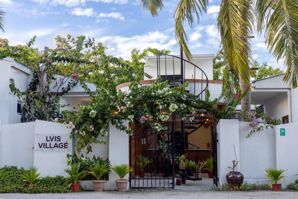 Dharavandhoo House | LVIS Village