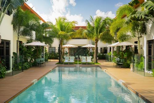 North Beach Hotel | Maison Felix