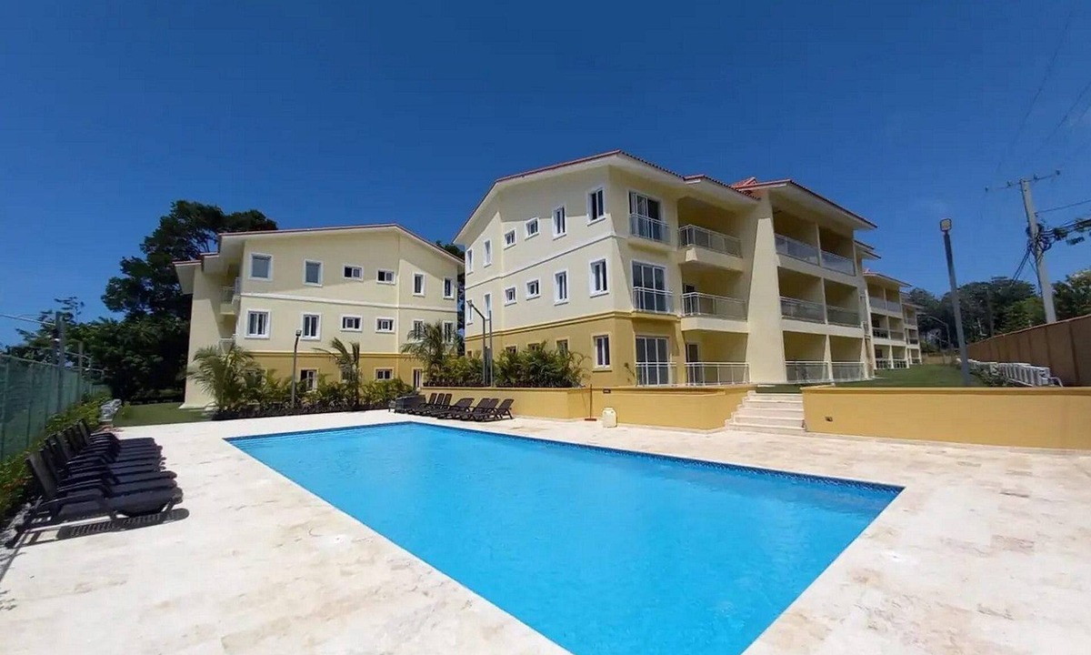 Urbanizacion Tavarez Apartment | Nouveau condo bien meublé et equippé, avec piscine, proche de tout á Sosua