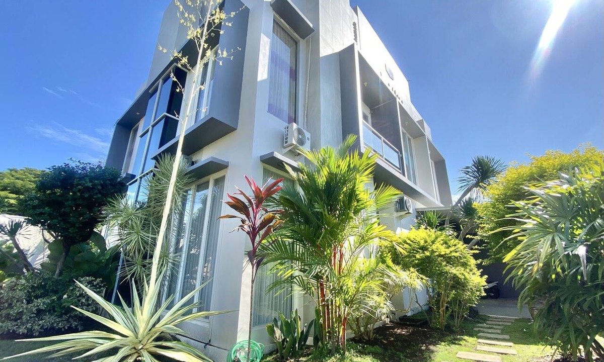 Banyuwangi House | Omah Ulfah Homestay