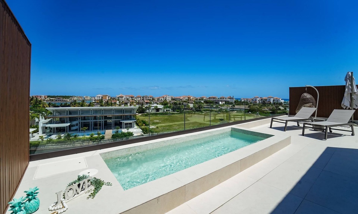 Punta Cana Apartment | Spectacular Marina Penthouse w private rooftop