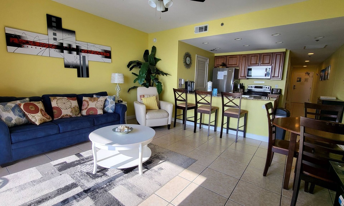 West Panama City Beach Condo | Splash! Gorgeous Beachfront Water Park, Lazy River, Beach Service included