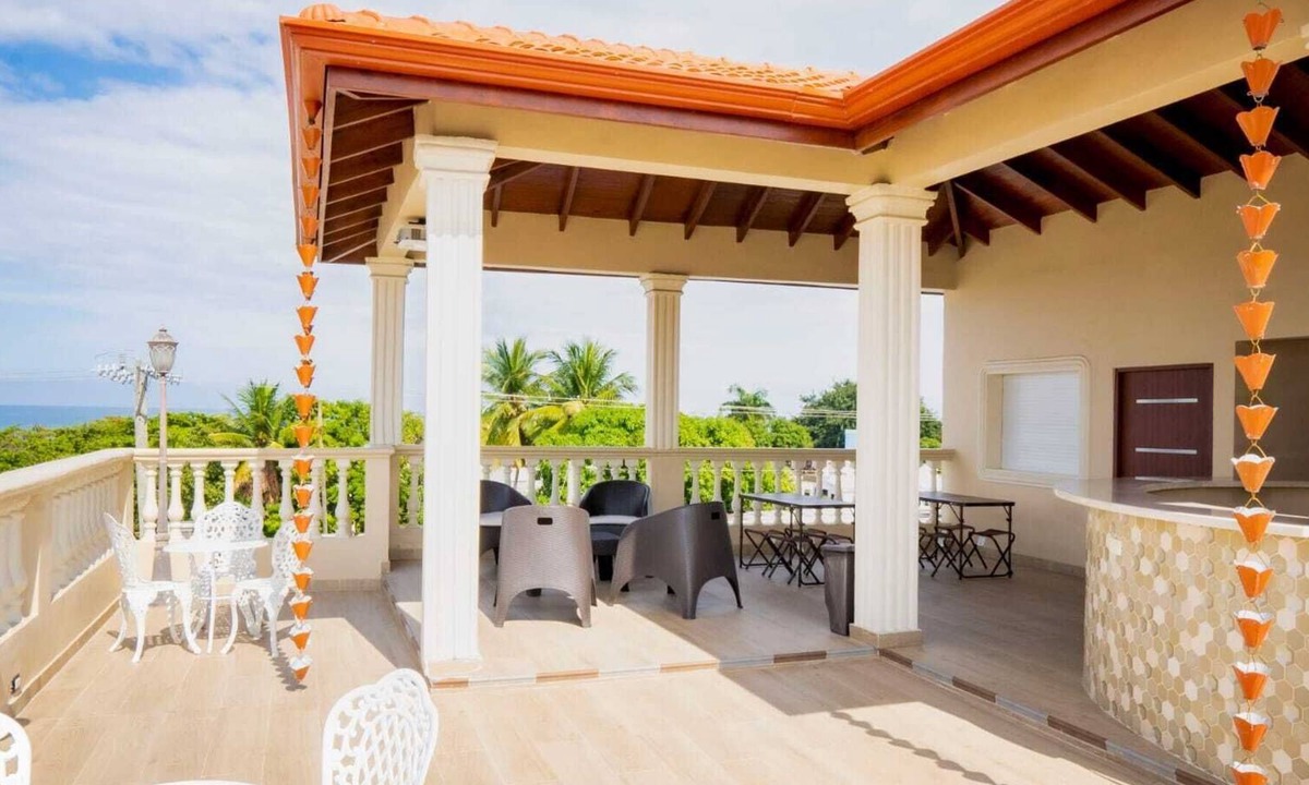 Los Brazos Apartment | Stunning Apartment With Ocean View Rooftop
