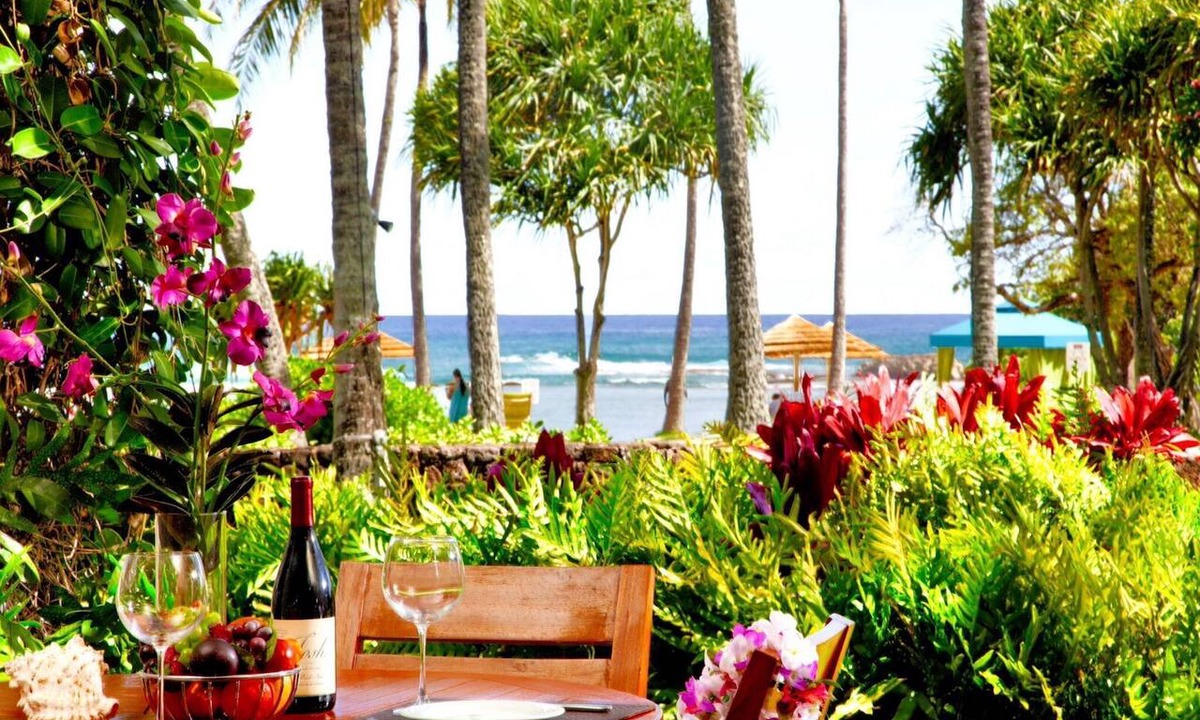 Kahuku Apartment | SUMMER REDUCED! Villa 105, KING bed, Ocean View Turtle Bay
