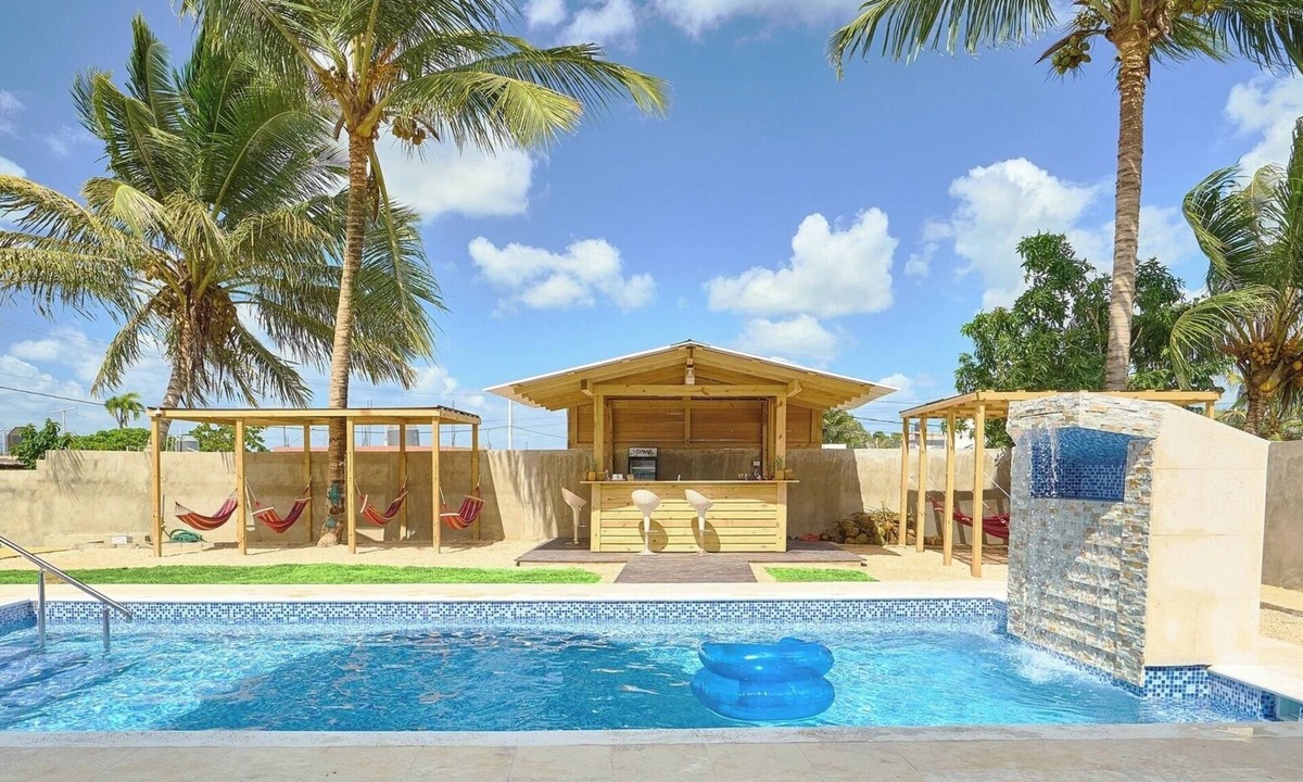 Higuey Hotel | The Patio Hotel #3 15 minutes from Macao Beach