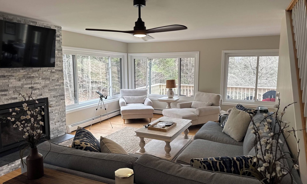 West Hartford House | The Woodstead in Quechee- New Listing to VRBO!