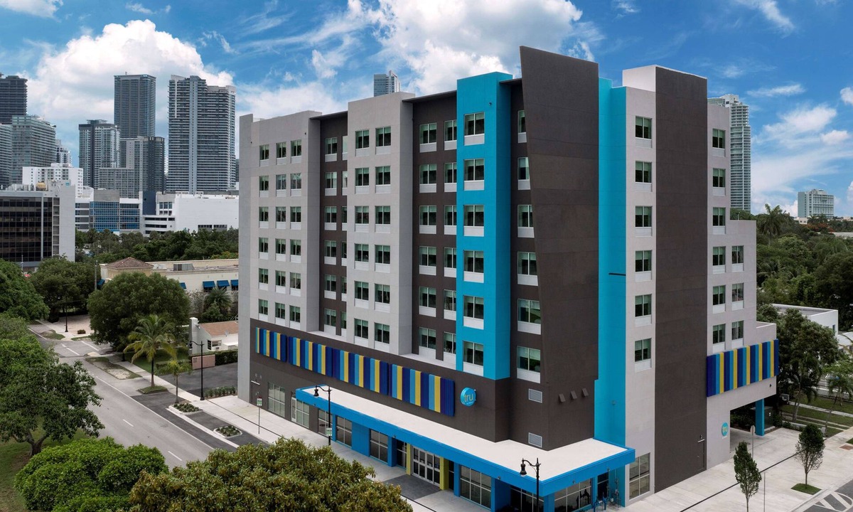 The Roads Hotel | Tru by Hilton Miami West Brickell