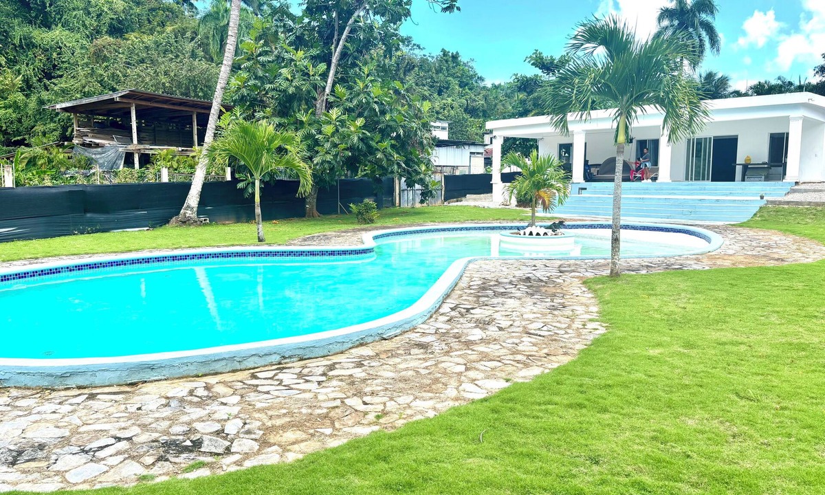 Las Terrenas Villa | Villa with lagoon pool 10 minutes from the center