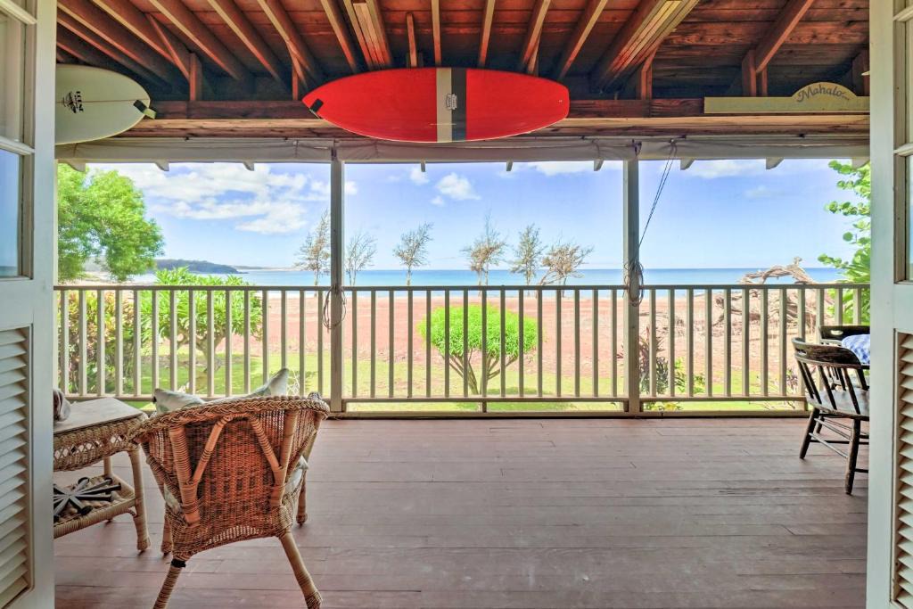Maunaloa House | Walk to Beach: Paniolo Hale Townhome w/Ocean View