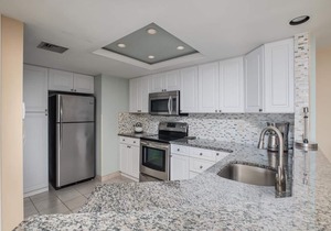 Top Floor Oceanfront Oasis – 2BR/2BA Condo in Seapointe Village Resort