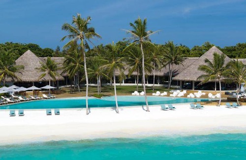 Ifuru Resort | 330 m² Resort ∙ 2 bedrooms ∙ 20 guests