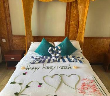Guraidhoo Hotel | Athens View Hotel