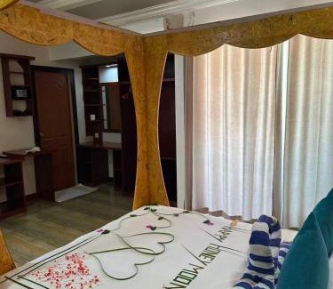 Guraidhoo Hotel | Athens View Hotel