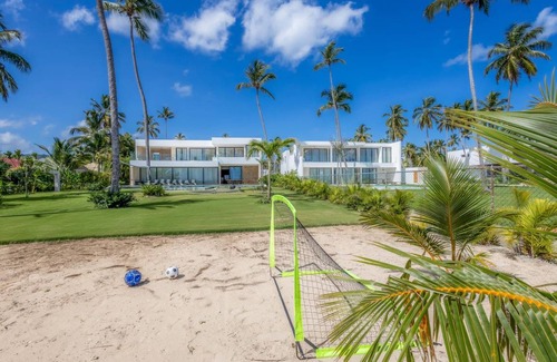 Las Terrenas Villa | Villa ∙ 9 bedrooms ∙ 18 guests