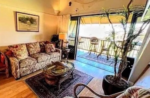 Maunaloa Condo | 1-bedroom condo in Maunaloa, just 10 minutes from the beach