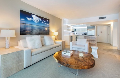City Center Condo | 1 Hotel & Homes. Direct ocean, beach and pool view. In South Beach. Miami Beach