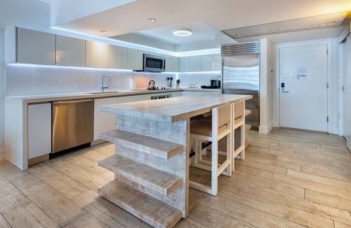 City Center Condo | 1 Hotel & Homes. Direct ocean, beach and pool view. In South Beach. Miami Beach