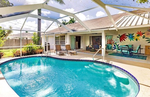 Central Naples House | 1 Mile to Beach! Pool, King Bed, BBQ, Games