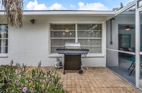 Central Naples House | 1 Mile to Beach! Pool, King Bed, BBQ, Games